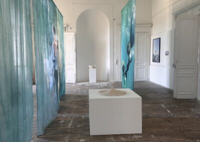 Vue de l'exposition — L'eau comme chambre noire, ZOOM, ENSAD Dijon, salle Bossu 1