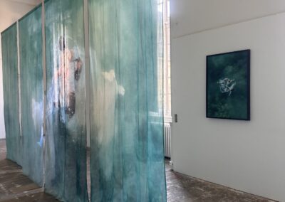 Vue de l'exposition — L'eau comme chambre noire, ZOOM, ENSAD Dijon, salle Bossu 1